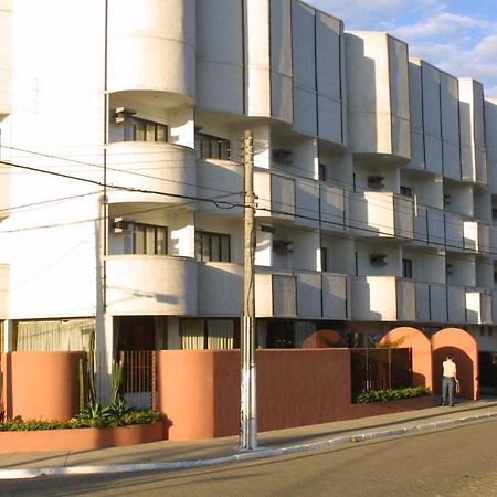 Oyo Pousada Caravelas Lusitanas Ltda - Proximo Ao Aeroporto De Macae Mea - Vix エクステリア 写真