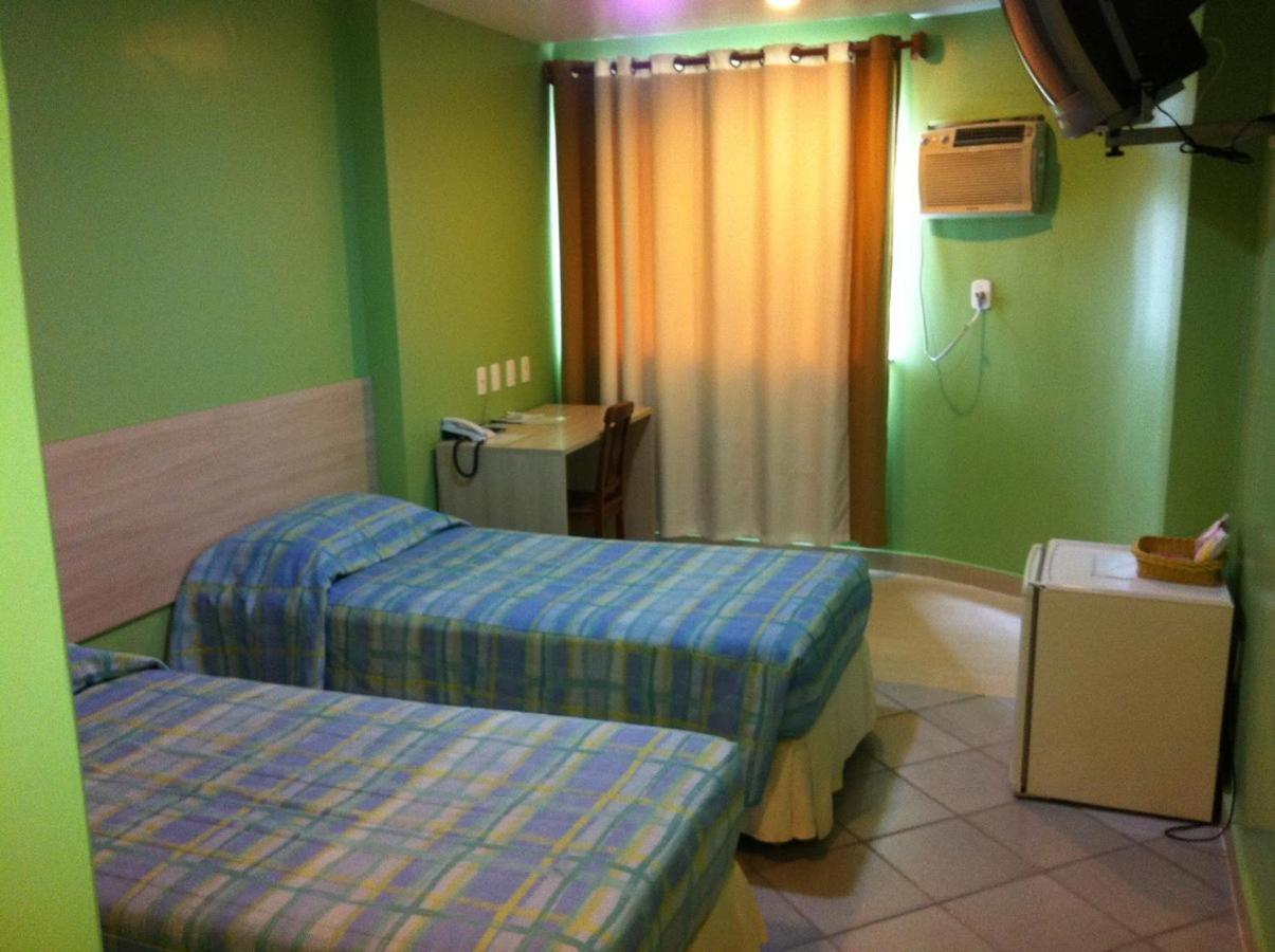 Oyo Pousada Caravelas Lusitanas Ltda - Proximo Ao Aeroporto De Macae Mea - Vix エクステリア 写真